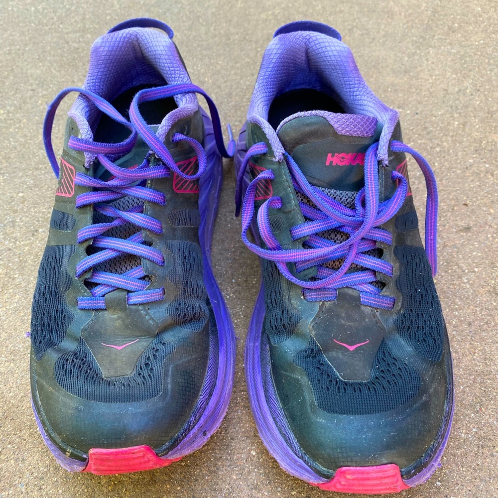 Hoka one one womens running shoes 7.5 fits size 8